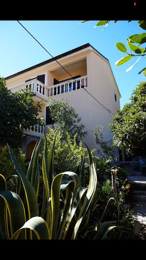 Guesthouse Antonija Veli Lošinj Extérieur photo